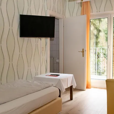 Quellenhof 3*