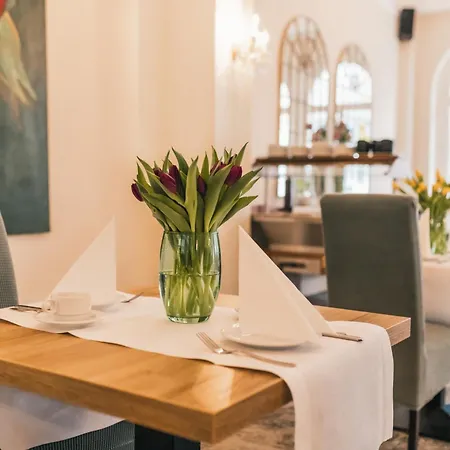 Quellenhof Hotel