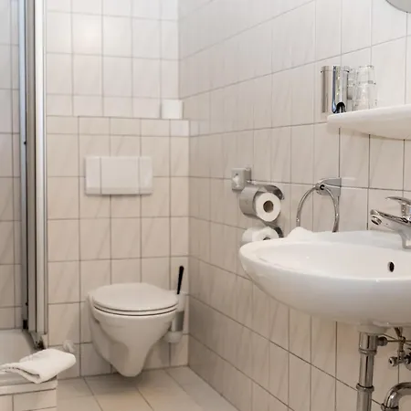 Quellenhof 3*